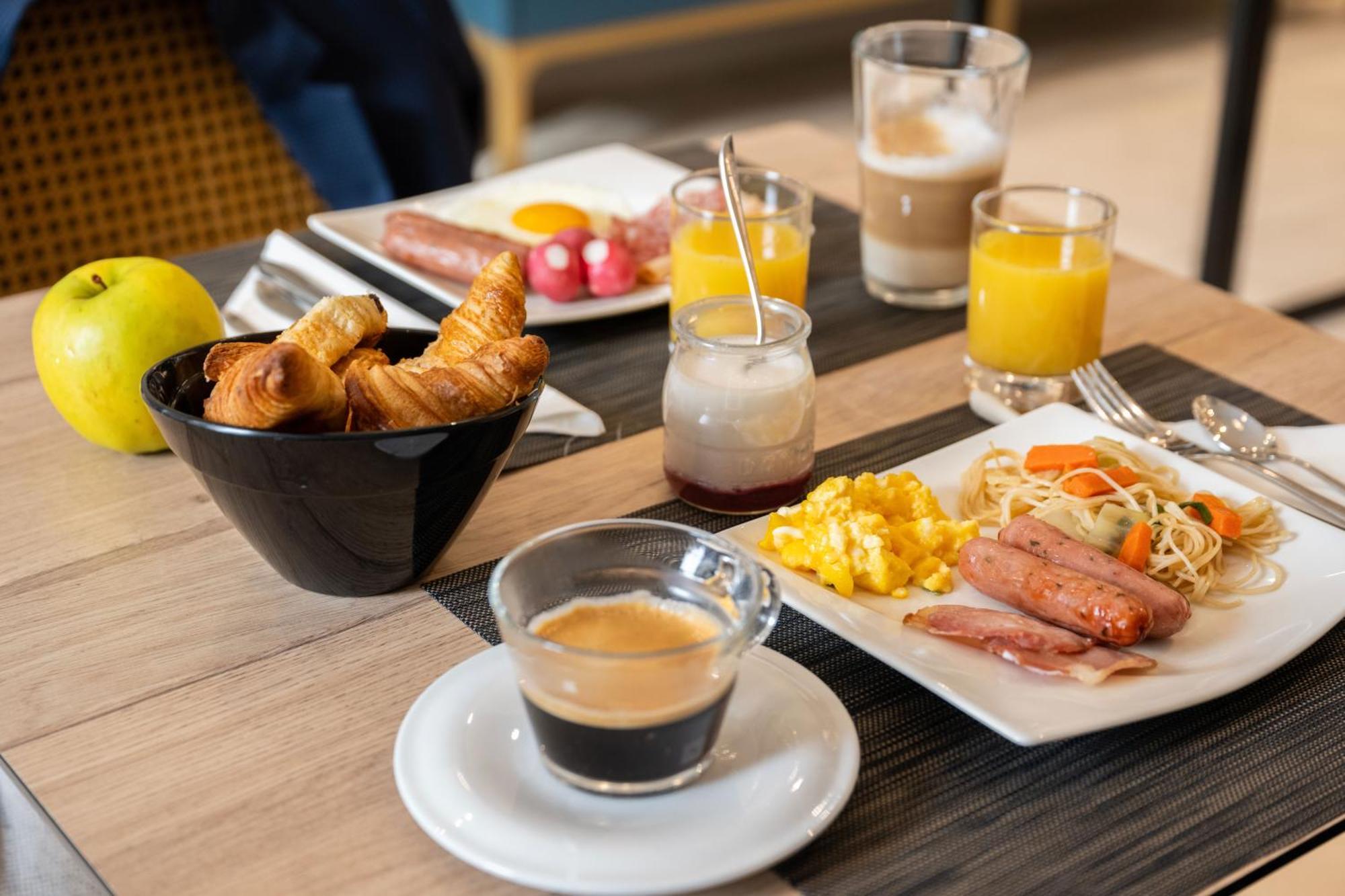 Mercure Paris Notre Dame Saint Germain Des Pres Экстерьер фото