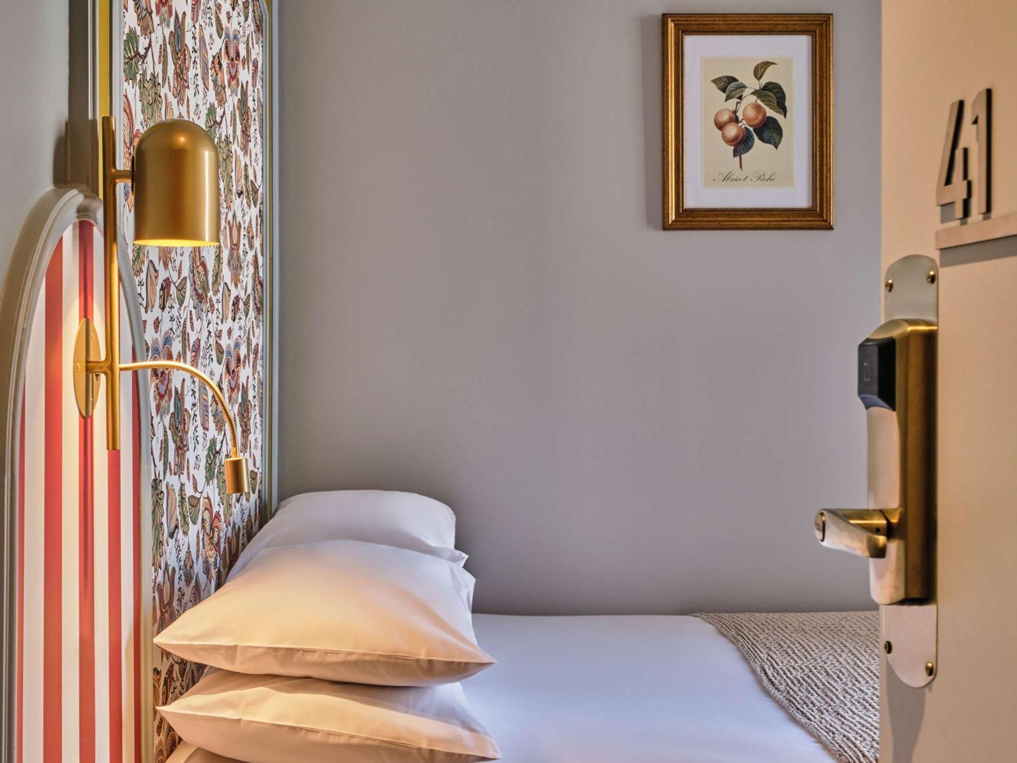 Mercure Paris Notre Dame Saint Germain Des Pres Экстерьер фото