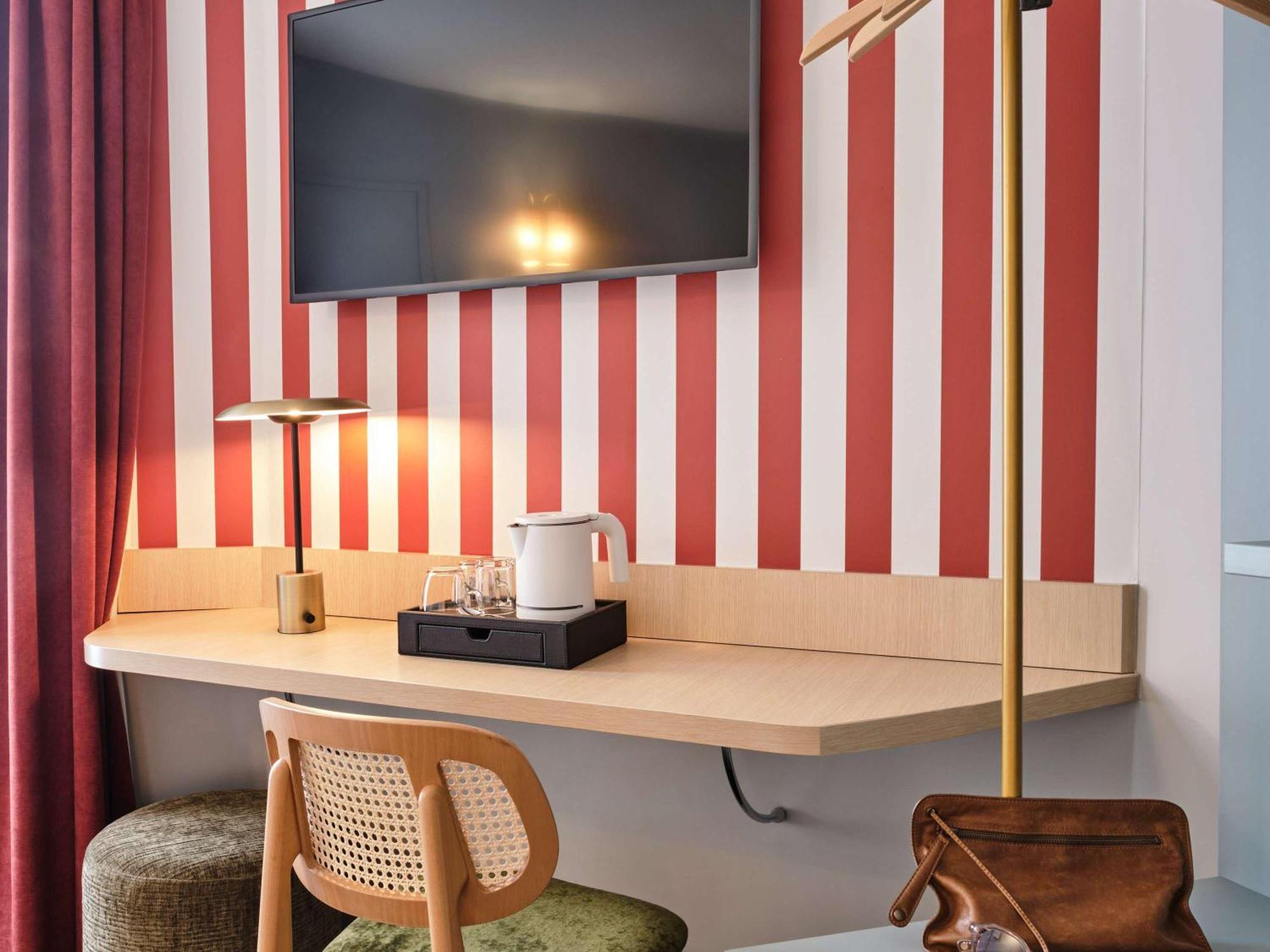 Mercure Paris Notre Dame Saint Germain Des Pres Экстерьер фото